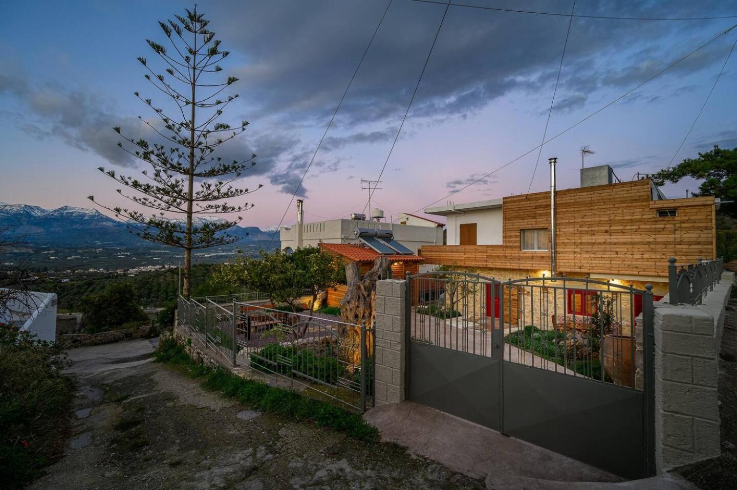 Physis Country House 2 Near Matala Beach & Faistos Kouses Εξωτερικό φωτογραφία
